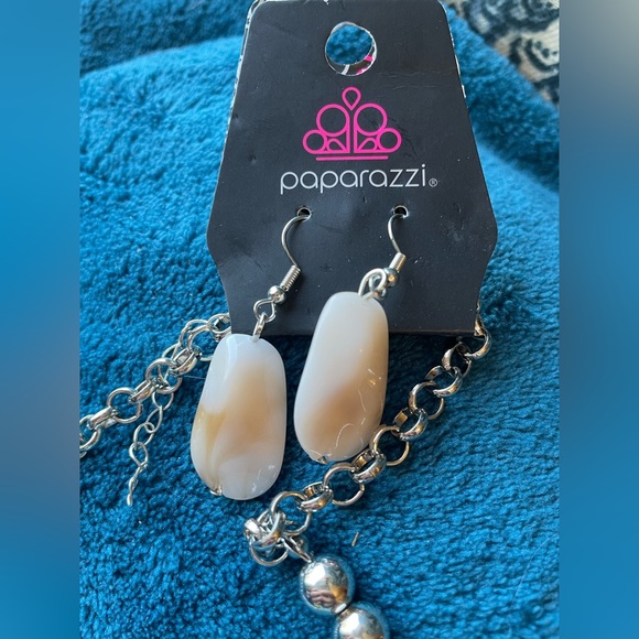 💛NEW💛 Paparazzi "Seacoast Sunset" necklace and earring set - Picture 2 of 2